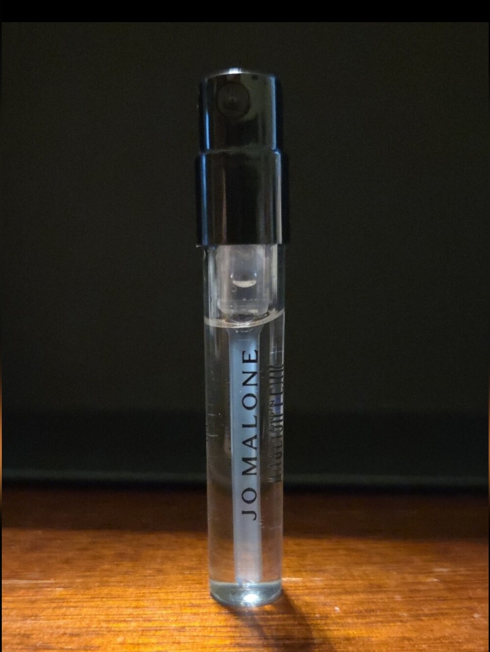 JO MALONE LONDON ENGLISH PEAR & FREESIA 1 oz BOTTLE & SAMPLE TRAVEL SIZE - Picture 3 of 4